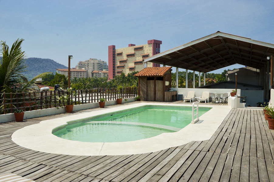 Hotel Suites Ixtapa Plaza, Hotel en Ixtapa-Zihuatanejo